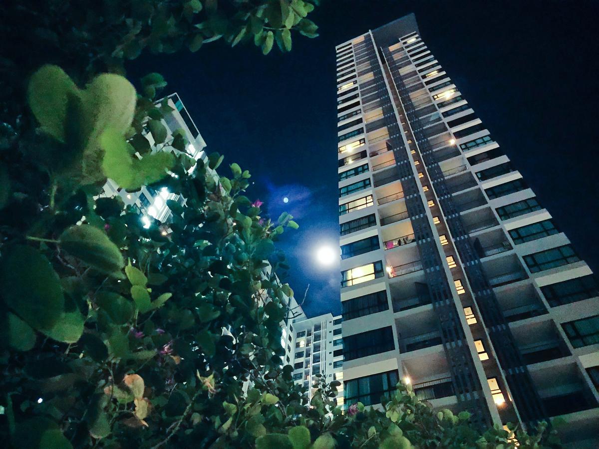 The Base Pattaya 芭提雅基地公寓 Eksteriør billede